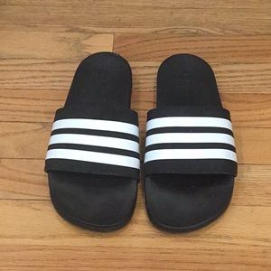 Adidas Slide size 7